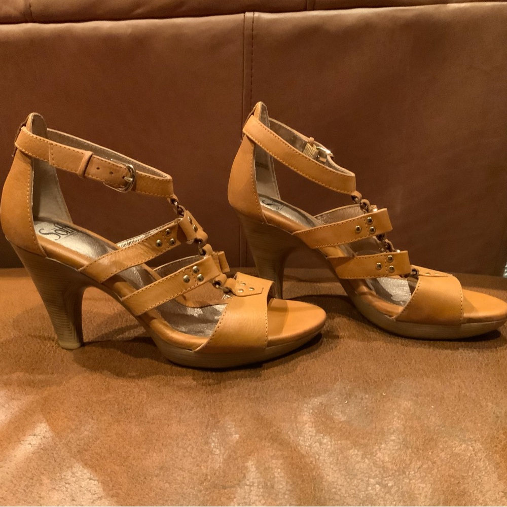 Women’s Tan Strappy High Heel Sandals - Picture 2 of 7